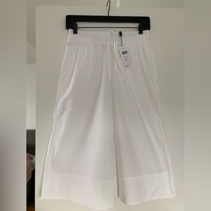 New Lacoste summer pants, size 36